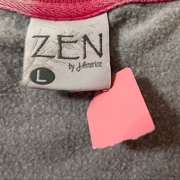 Breast Cancer Awareness Sweater size large. Zen by J.America - Picture 13 of 16